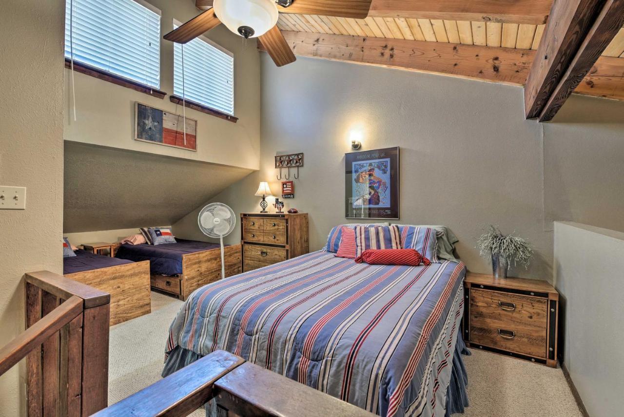 Condo With Grill Access Close To Angel Fire Resort Exterior photo
